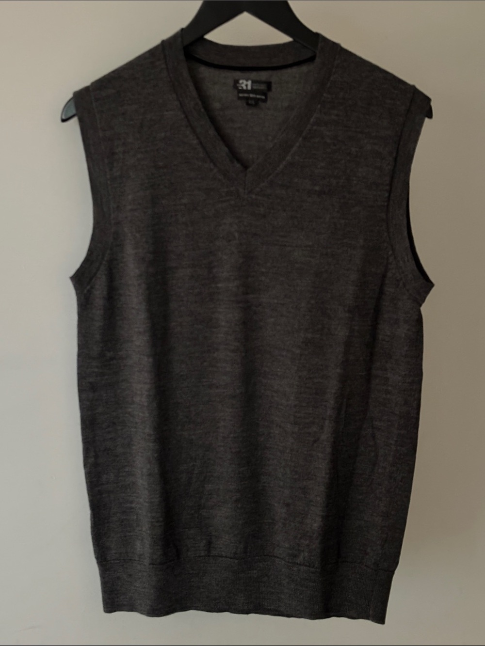 Simons 100% Extra Fine Merino Wool Sweater Vest Charcoal Grey L